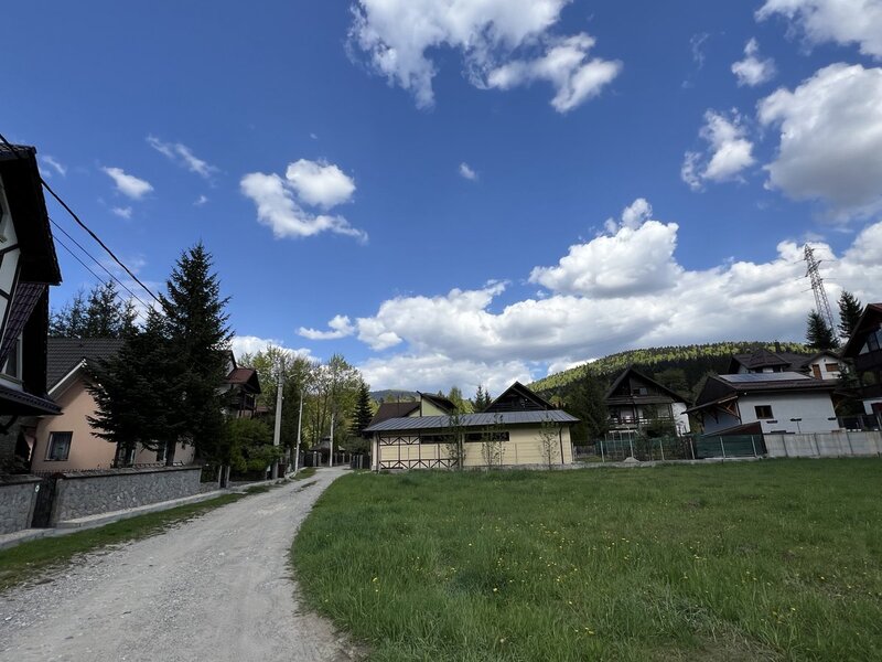 Poiana Tapului lot intravilan. Vedere Bucegi Neobstructionata.